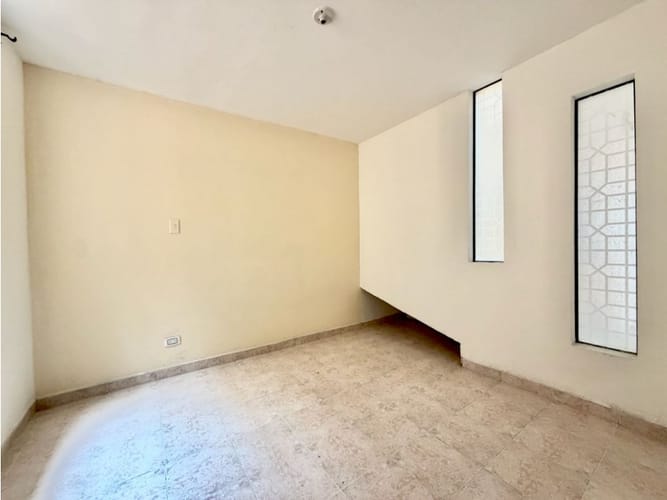 Casa de 6 alcobas en venta en Las Americas, Palmira, 300 m² · foto 19 de 24