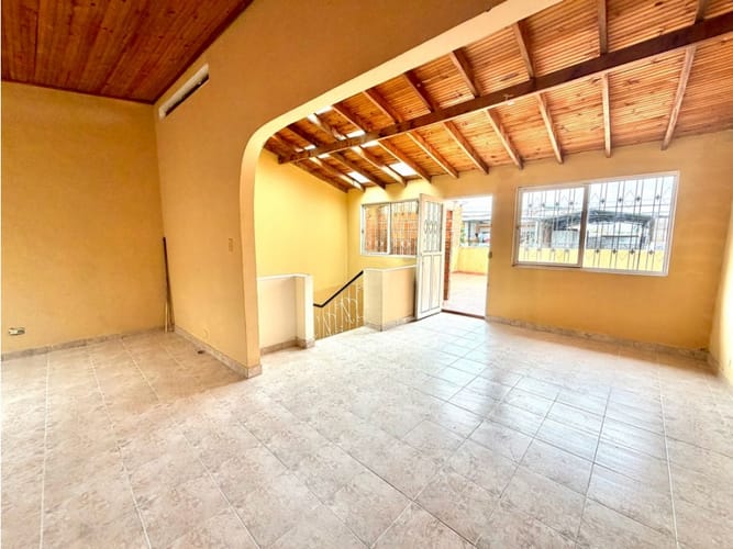 Casa de 6 alcobas en venta en Las Americas, Palmira, 300 m² · foto 23 de 24