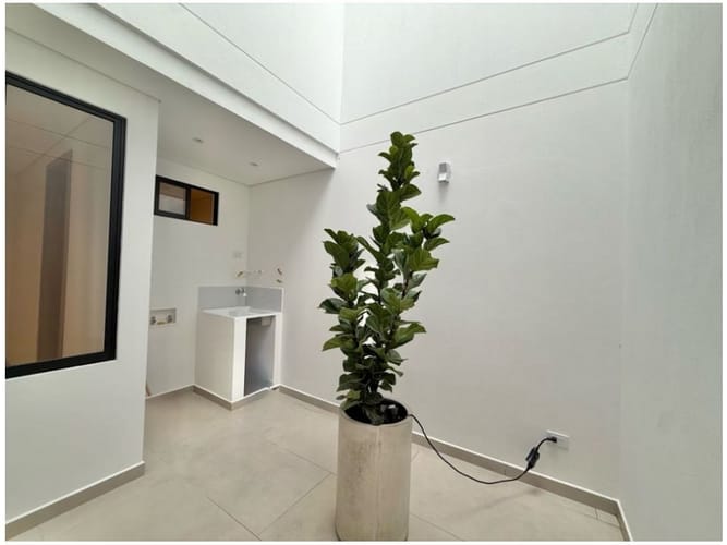 Casa de 4 alcobas en venta en San Antonio De Pereira, Rionegro, 165 m² · foto 9 de 12