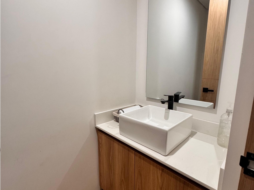 Apartamento en venta en Castropol, Medellín · foto 7 de 10