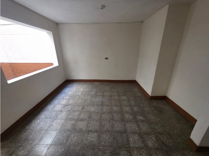 Apartamento de 3 alcobas en arriendo en Cataluña, Medellín, 98 m² · foto 4 de 23