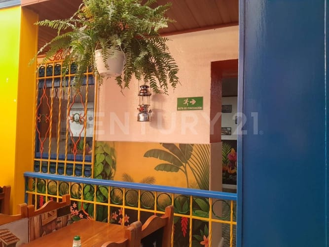 Casa de 5 alcobas en venta en La Catedral, Bogotá, 413 m² · foto 4 de 16