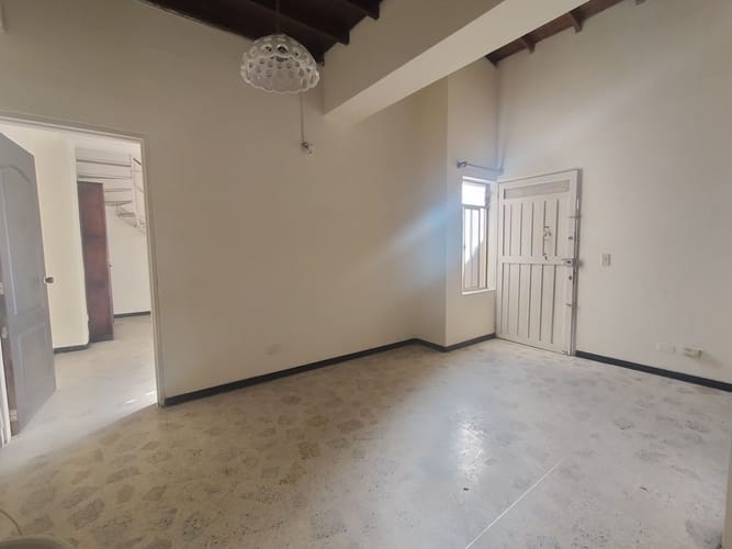 Apartamento de 2 alcobas en arriendo en Gerona, Medellín, 110 m² · foto 4 de 17