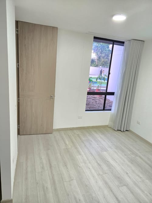 Apartamento de 3 alcobas en venta en Anillo Vial, Floridablanca, 89 m² · foto 9 de 16