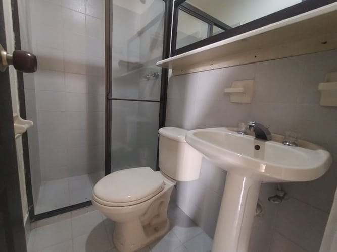 Apartamento de 2 alcobas en arriendo en Gerona, Medellín, 110 m² · foto 13 de 17