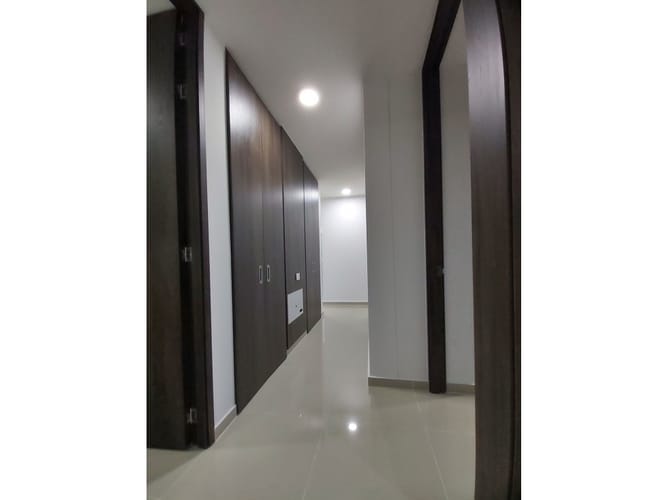 Apartamento de 3 alcobas en venta en Bellavista, Cali, 115 m² · foto 14 de 24