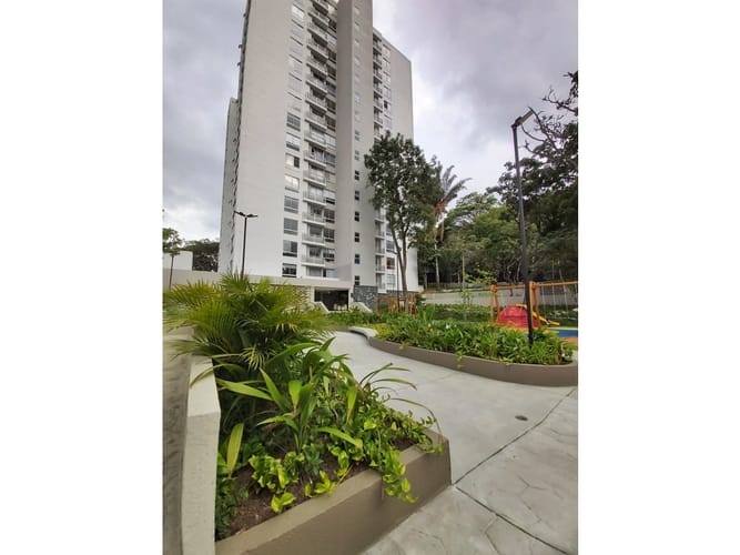 Apartamento de 3 alcobas en venta en Bellavista, Cali, 115 m² · foto 22 de 24