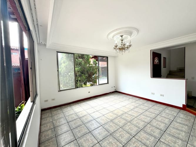 Casa de 5 alcobas en venta en Altamira, Palmira, 180 m² · foto 3 de 24