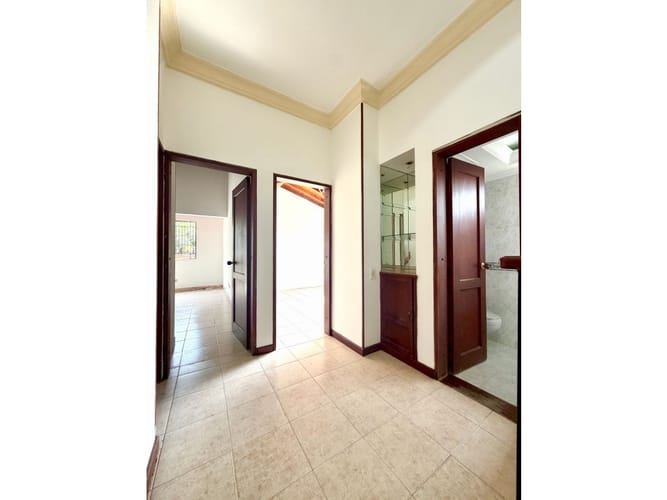 Casa de 5 alcobas en venta en Altamira, Palmira, 180 m² · foto 14 de 24
