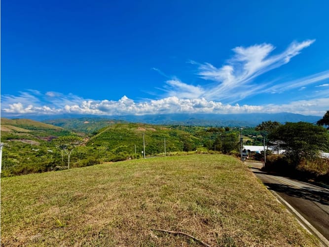 Lote en venta en Potrerito, Jamundí, 1684 m² · foto 3 de 24