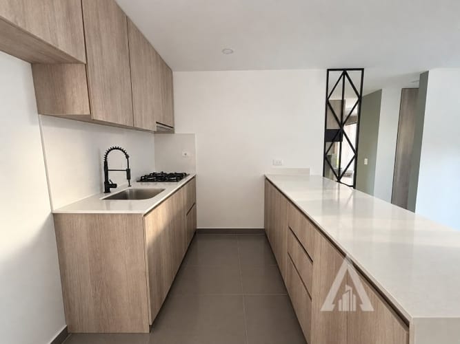 Apartamento de 2 alcobas en arriendo en Ciudad Del Río, Medellín, 67 m² · foto 2 de 13