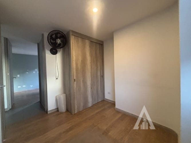 Apartamento de 2 alcobas en arriendo en Ciudad Del Río, Medellín, 67 m² · foto 12 de 13