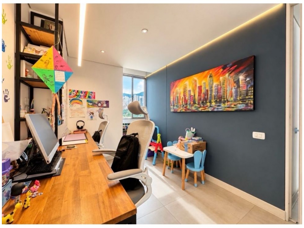 Apartamento en venta en Loma Benedictinos, Medellín · foto 6 de 13