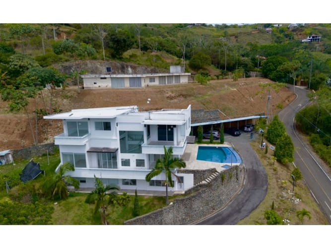 Casa de 7 alcobas en venta en Potrerito, Jamundí, 700 m² · foto 2 de 21