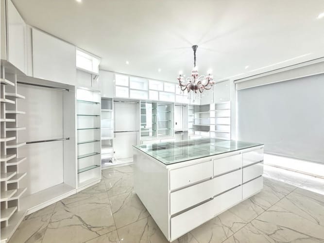 Casa de 7 alcobas en venta en Potrerito, Jamundí, 700 m² · foto 7 de 21