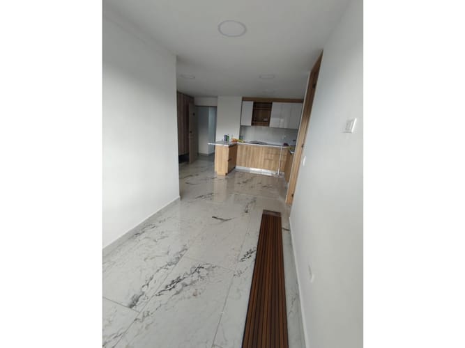Apartamento de 3 alcobas en venta en Las Lomitas, Sabaneta, 56 m² · foto 2 de 14