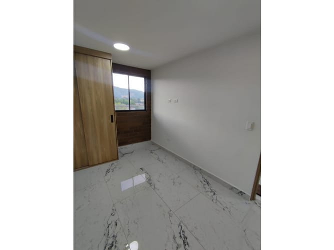 Apartamento de 3 alcobas en venta en Las Lomitas, Sabaneta, 56 m² · foto 7 de 14