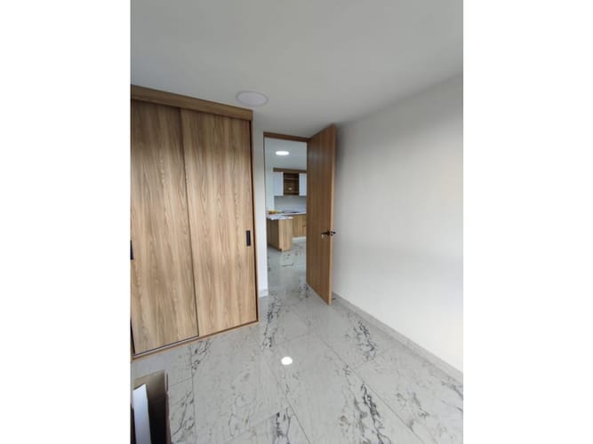 Apartamento de 3 alcobas en venta en Las Lomitas, Sabaneta, 56 m² · foto 12 de 14