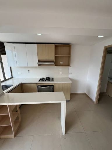 Apartamento de 3 alcobas en arriendo en Pan De Azucar, Sabaneta, 75 m² · foto 3 de 12