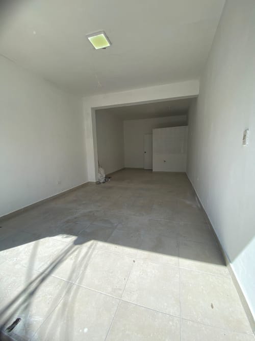 Local en arriendo en Laureles, Medellín, 30 m² · foto 2 de 11