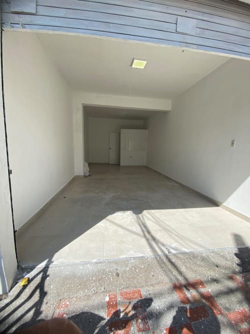 Local en arriendo en Laureles, Medellín, 30 m² · foto 5 de 11