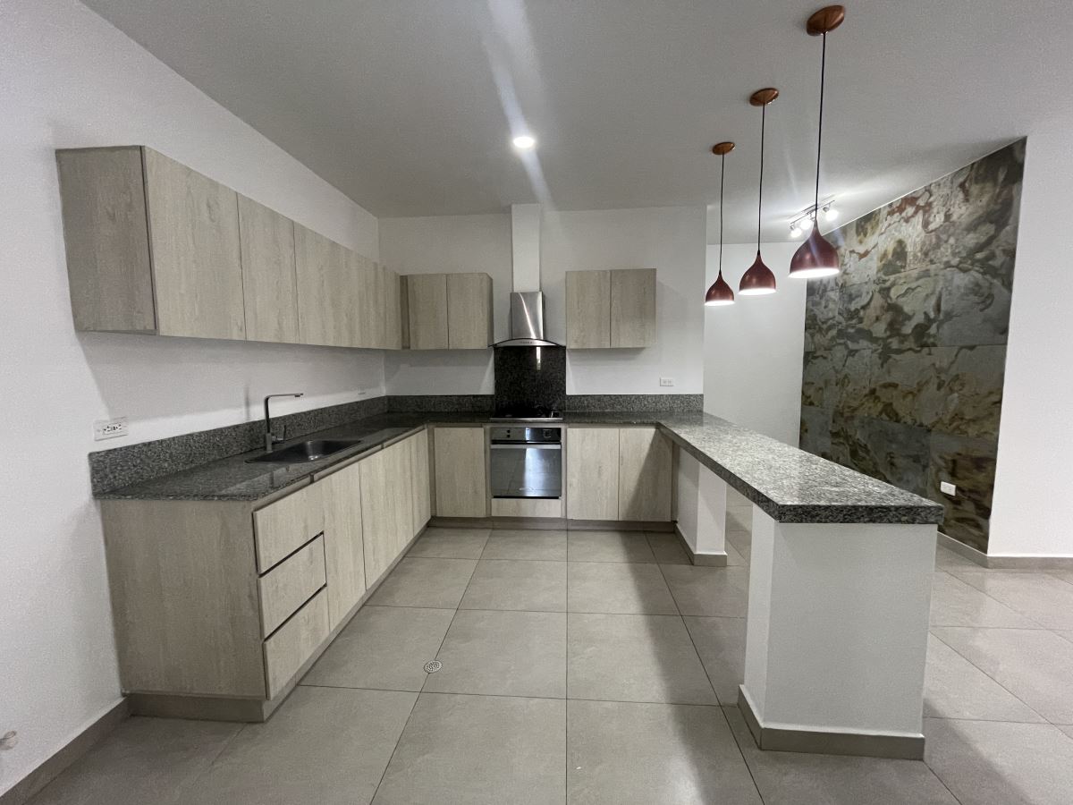 Apartamento en arriendo en Altos De Riomar, Barranquilla · foto 2 de 19