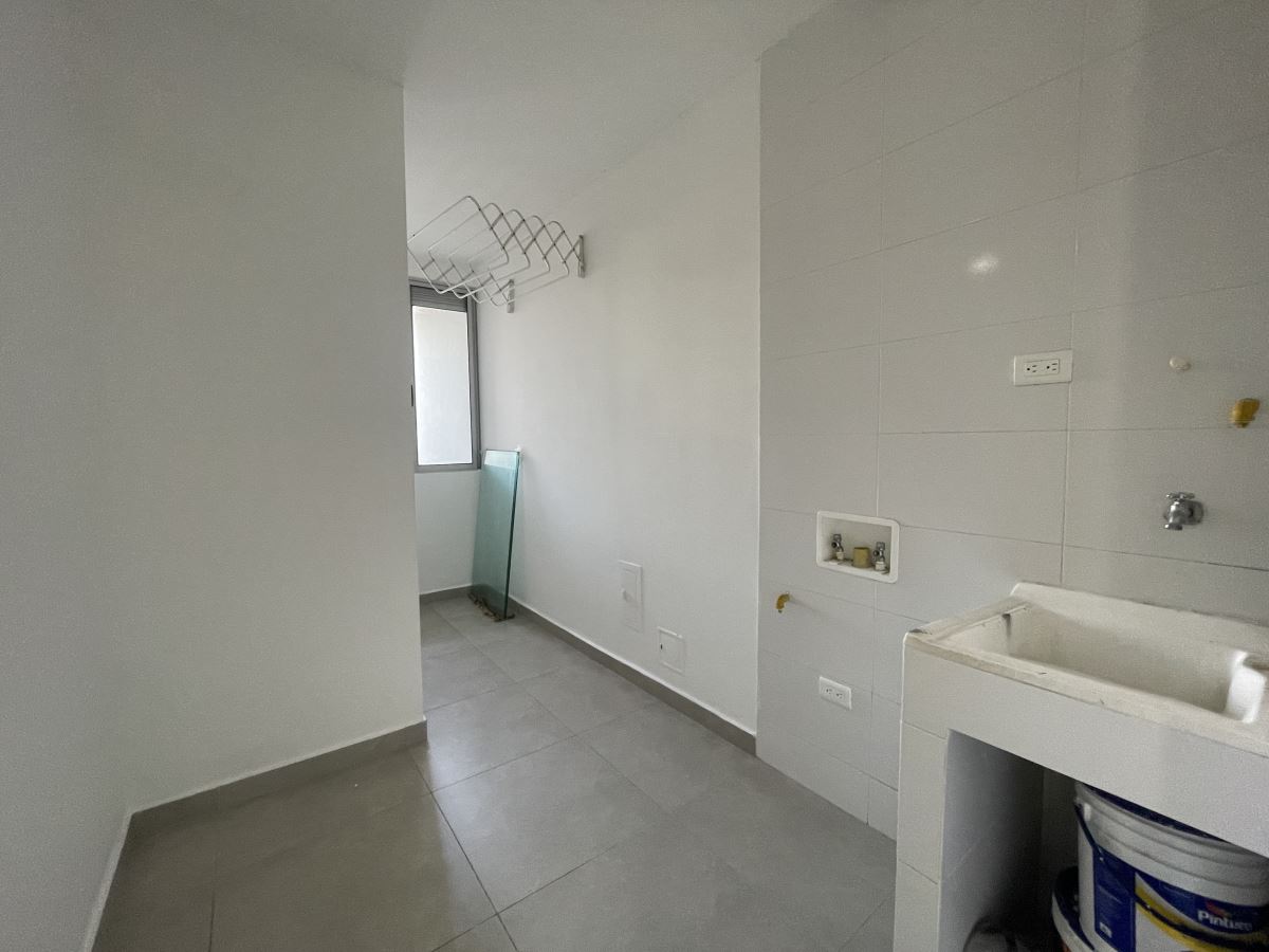 Apartamento en arriendo en Altos De Riomar, Barranquilla · foto 5 de 19