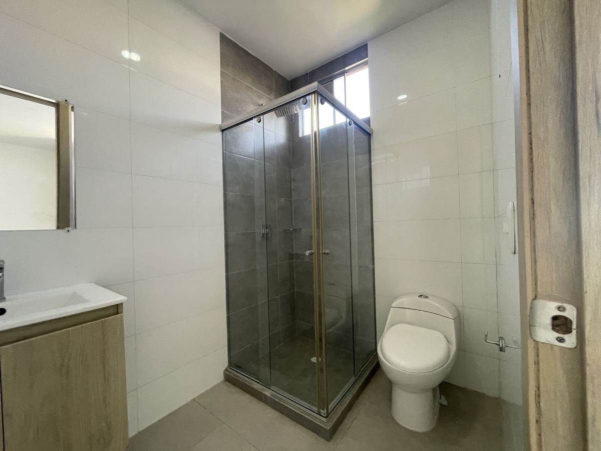 Apartamento en arriendo en Altos De Riomar, Barranquilla · foto 9 de 19