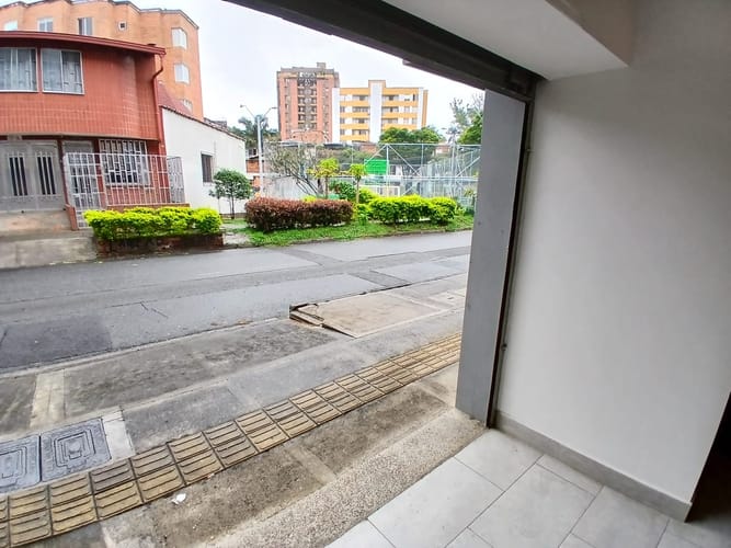Local en arriendo en La América, Medellín, 24 m² · foto 10 de 10