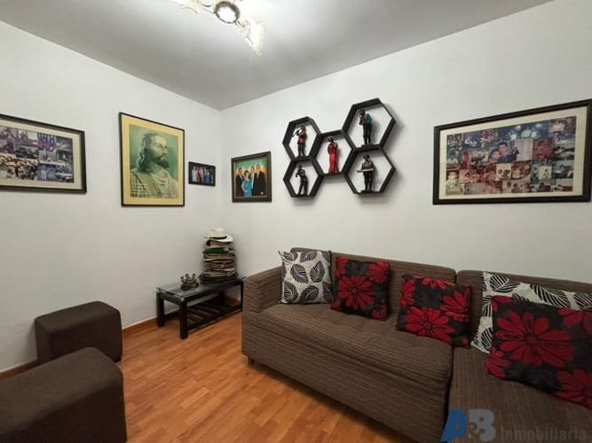 Casa en venta en Zona Industrial No. 1, Itagüí · foto 8 de 19