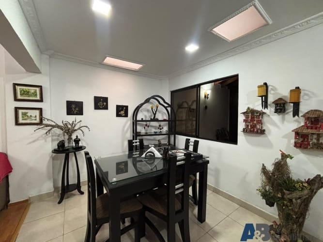 Casa en venta en Zona Industrial No. 1, Itagüí · foto 11 de 19