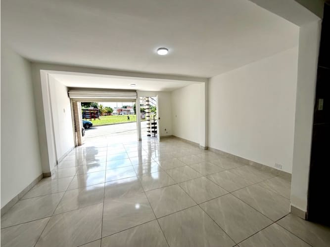 Casa de 5 alcobas en venta en Quintas Paraiso Malibu, Palmira, 176 m² · foto 5 de 24