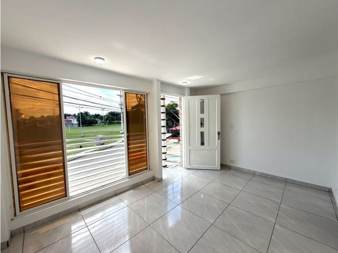 Casa de 5 alcobas en venta en Quintas Paraiso Malibu, Palmira, 176 m² · foto 13 de 24