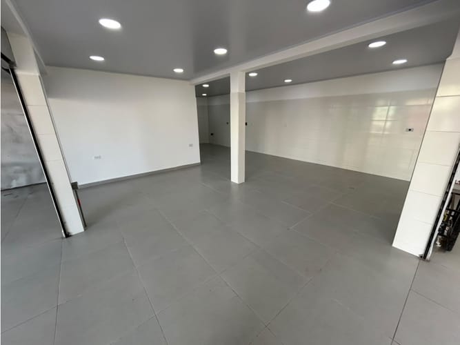 Local en arriendo en Portal Campestre, Girón, 60 m² · foto 4 de 12