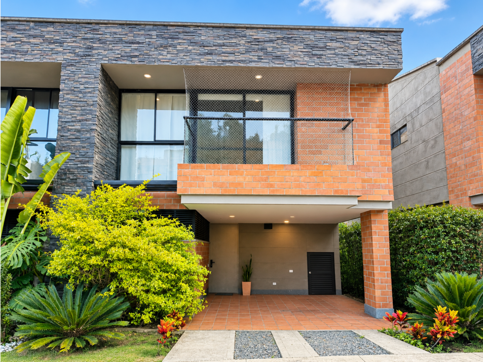 3BR House in Santa Elena (140 m²)