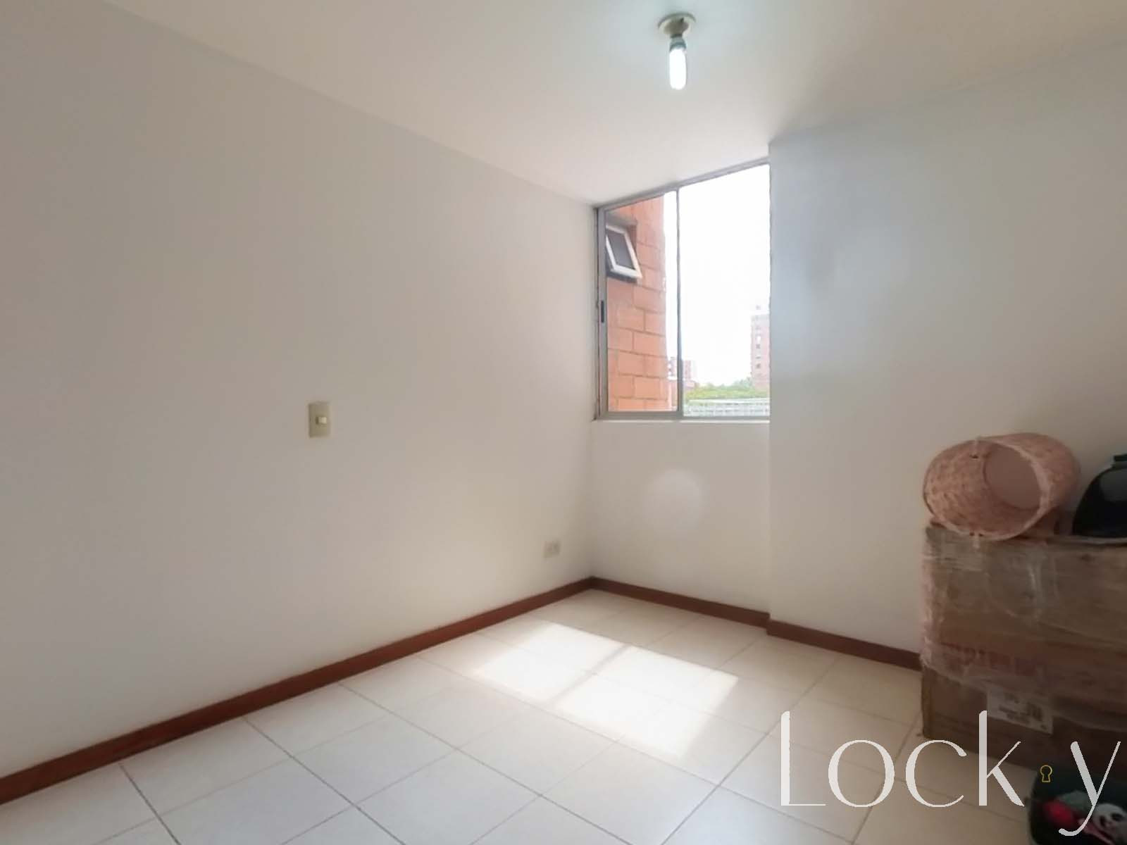 Apartamento en venta en Los Colores, Medellín · foto 9 de 15