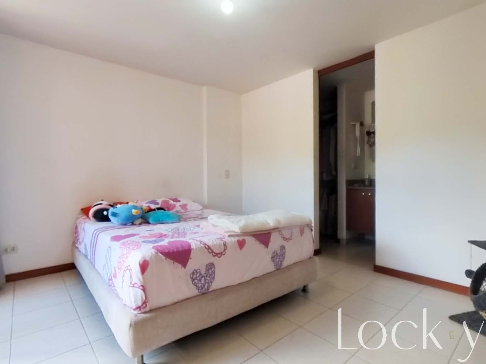 Apartamento en venta en Los Colores, Medellín · foto 10 de 15