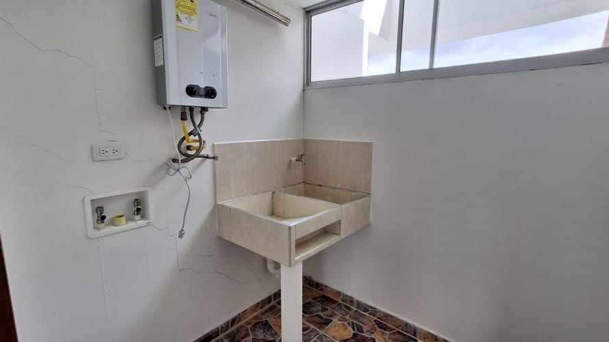 Apartamento de 3 alcobas en arriendo en Rionegro, 81 m² · foto 16 de 18
