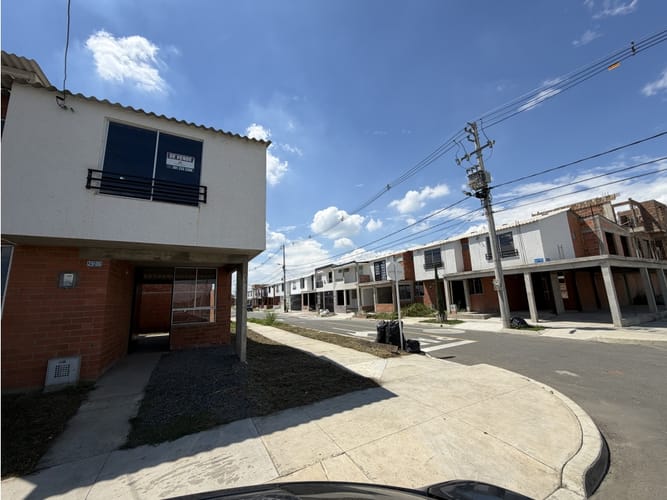 Casa de 2 alcobas en venta en Bolo - La Italia, Palmira, 96 m² · foto 2 de 10