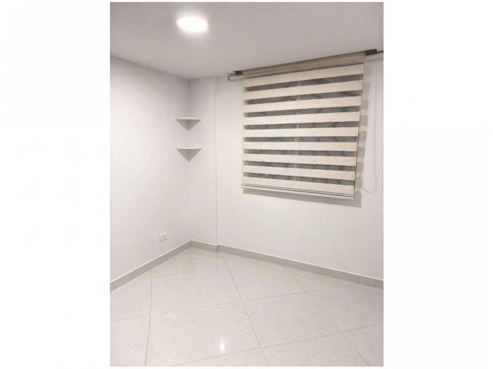 Apartamento en venta en Cristo Rey, Medellín · foto 2 de 11