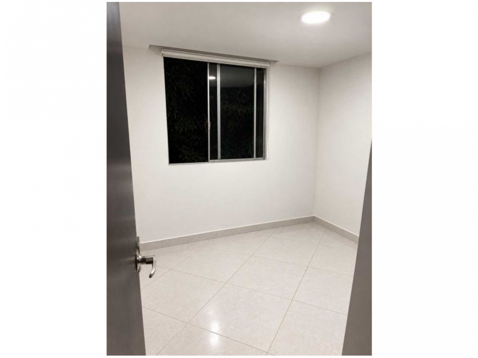 Apartamento en venta en Cristo Rey, Medellín · foto 9 de 11