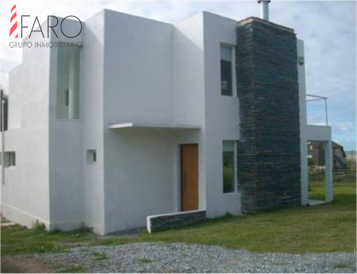 Casa en venta en Punta Piedras