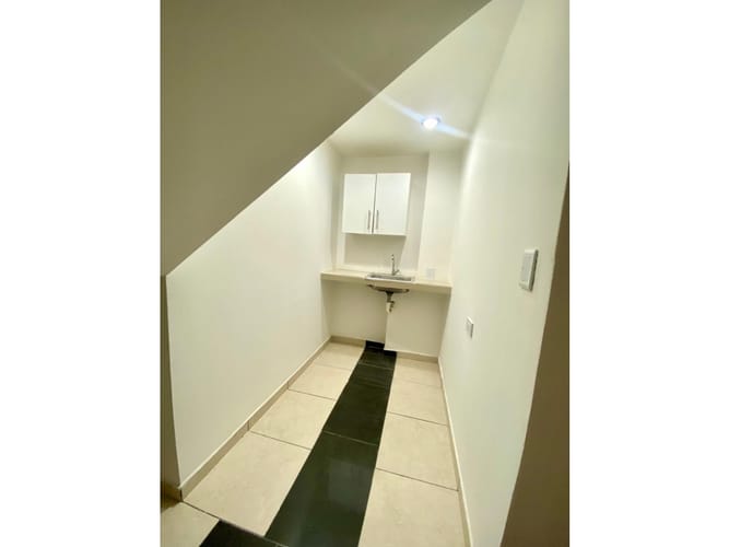 Casa de 5 alcobas en venta en El Lido, Cali, 400 m² · foto 4 de 14