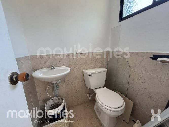 Oficina en arriendo en La Magnolia, Envigado, 30 m² · foto 6 de 6
