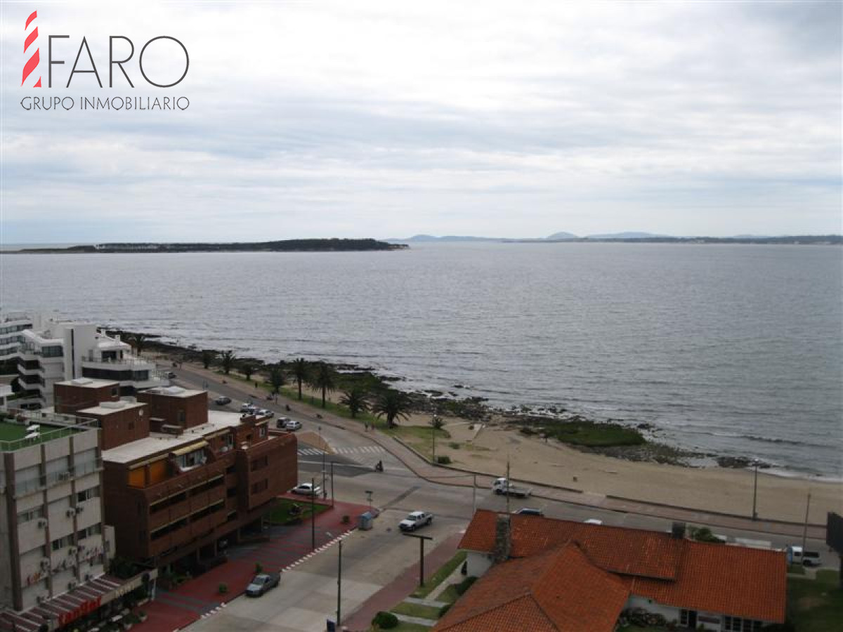 Foto 2 de 30