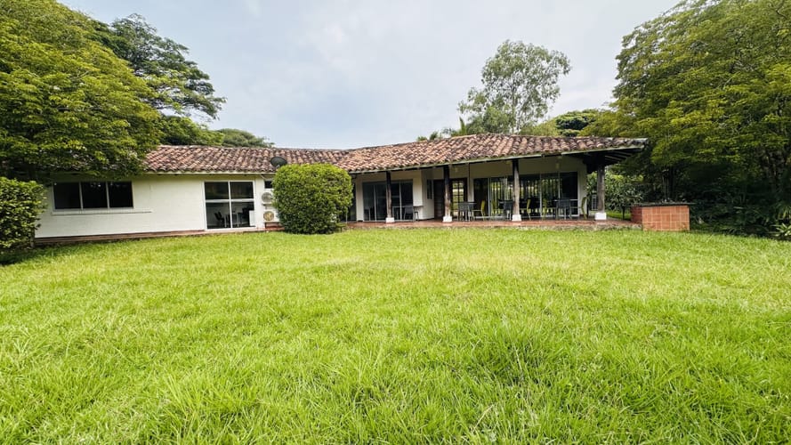 Casa de 17 alcobas en arriendo en Pance, Cali, 700 m² · foto 6 de 24