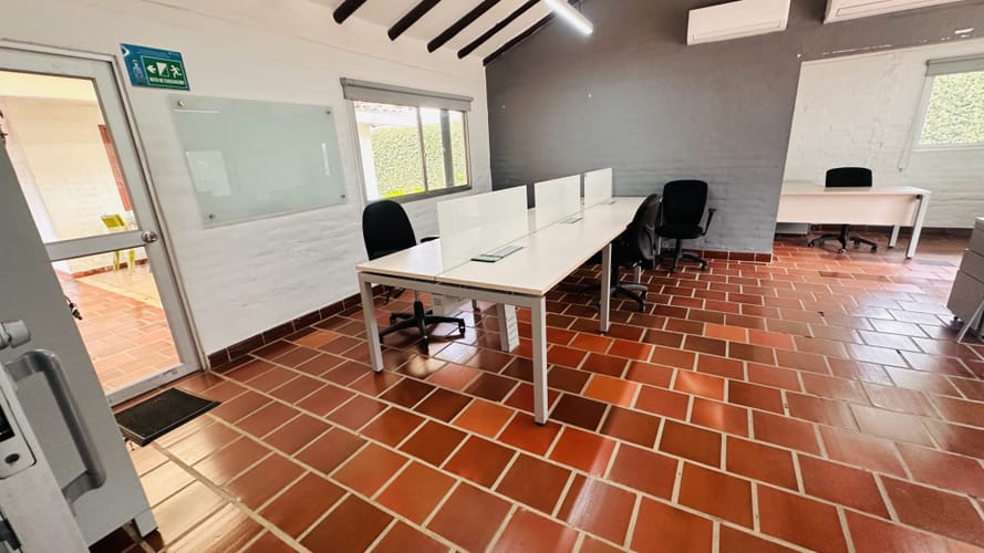 Casa de 17 alcobas en arriendo en Pance, Cali, 700 m² · foto 9 de 24