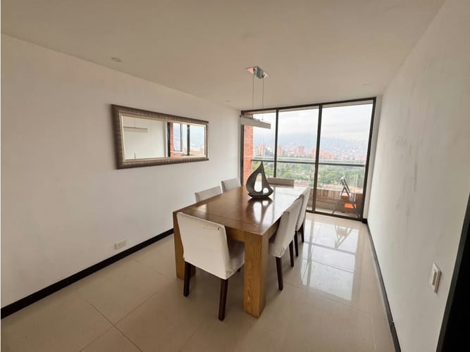 Apartamento en venta en Los Balsos, Medellín · foto 4 de 11