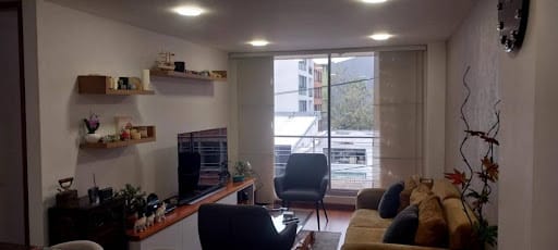 Apartamento de 2 alcobas en venta en Nueva Granada, Bogotá, 72 m² · foto 2 de 9