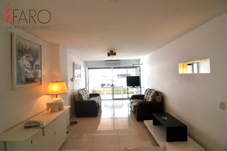 Apartamento en Mansa 3 dormitorios con terraza · Foto 4